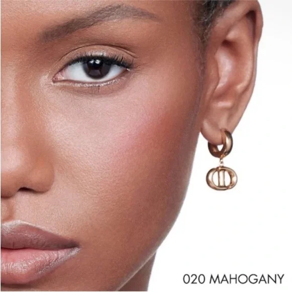 DIOR Rosy Glow Blush • Berry 006 • Mahogany 020 - Picture 7 of 7